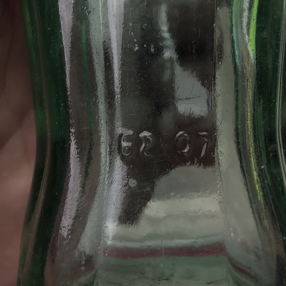 Vtg Coca-Cola Lafayette GA 1962 Hobbleskirt 6.5oz Green Glass Coke Bottle - Picture 3 of 3